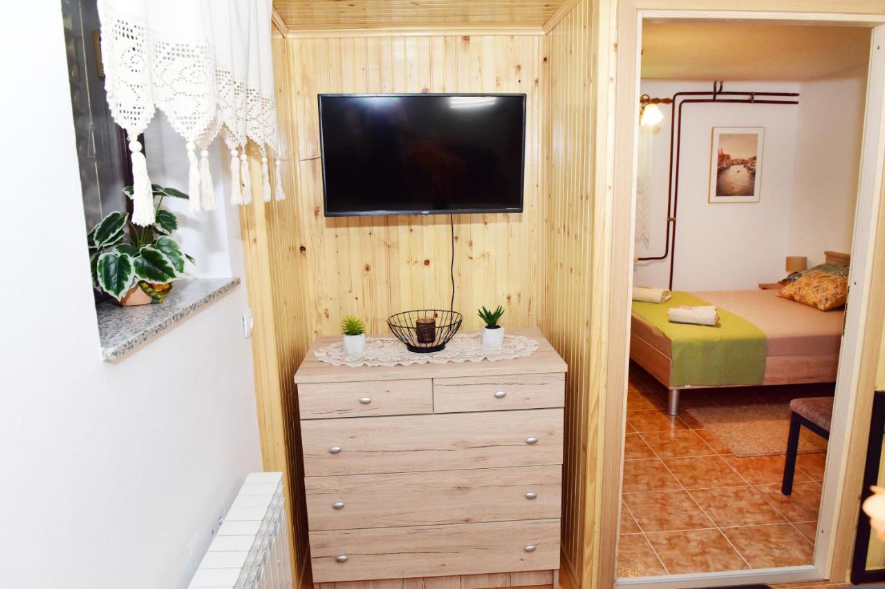 Apartman Bingo Josipdol Exterior foto