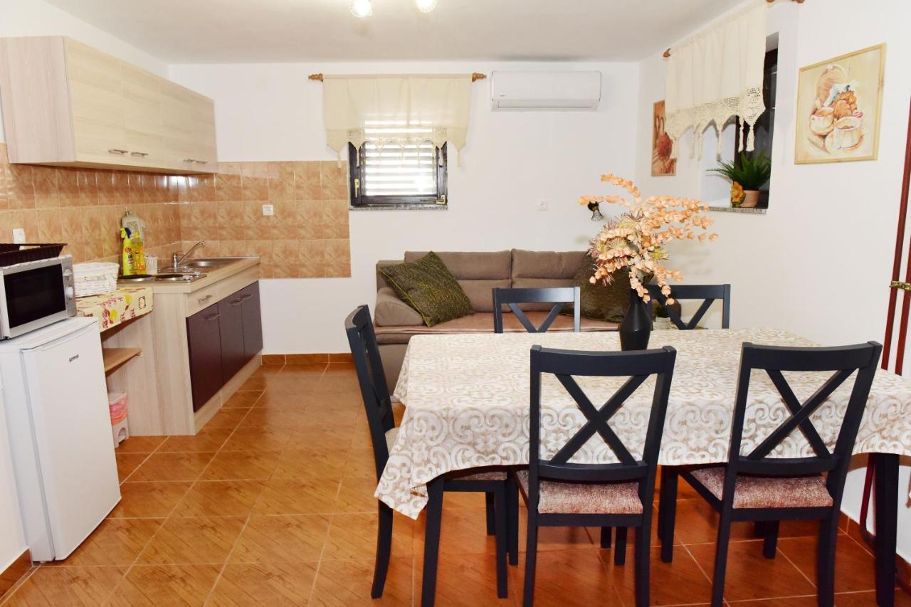 Apartman Bingo Josipdol Exterior foto